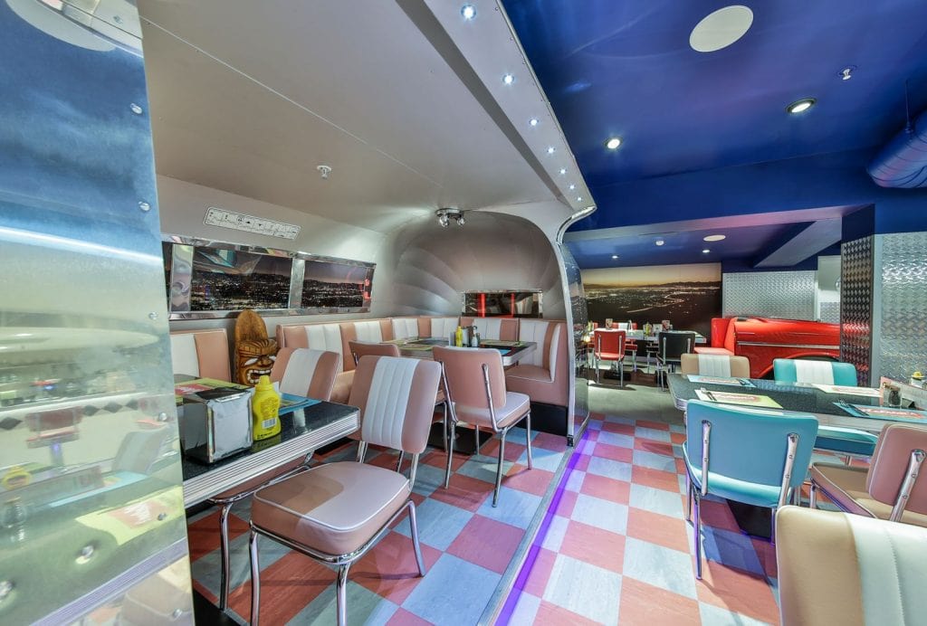 nelsons diner interior design